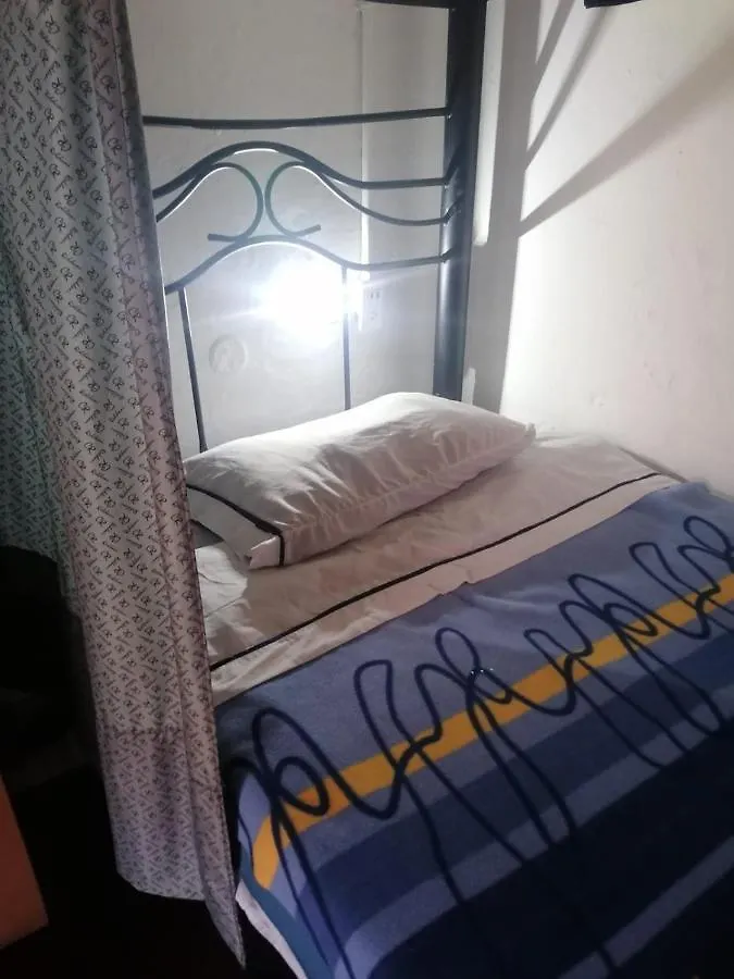 Hostal Gastro Bar Casa Colibri Bogota Guest house